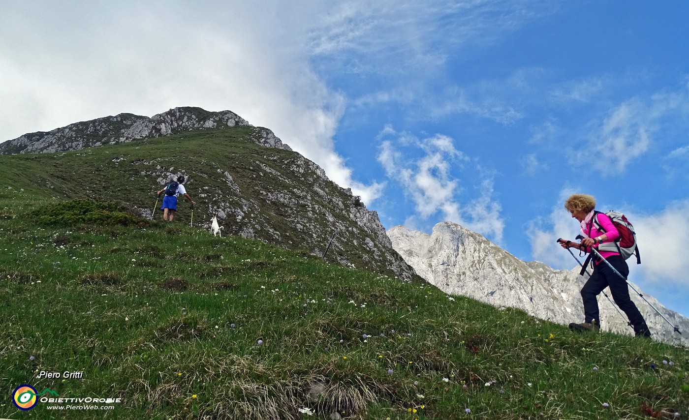 30 Qui inizia la salita in cresta per il Monte Secco.JPG -                                